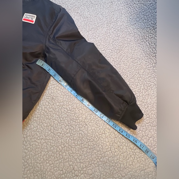 Levi’s Big Boys Bomber Jacket Black And Red Graphic Print Logo Size Small 8-10 Y - Picture 9 of 13